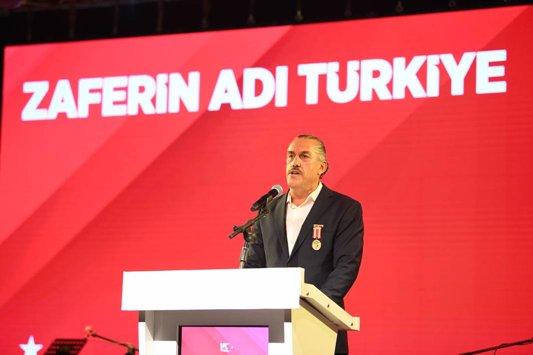 Konya, 15 Temmuz Şehitlerini Mevlana Meydanı’nda andı 6